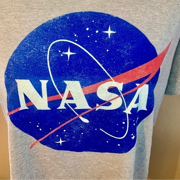 NASA T-Shirt XL Fifth Sun Grey Blue Red White Graphic Design NASA Cotton - Picture 10 of 14
